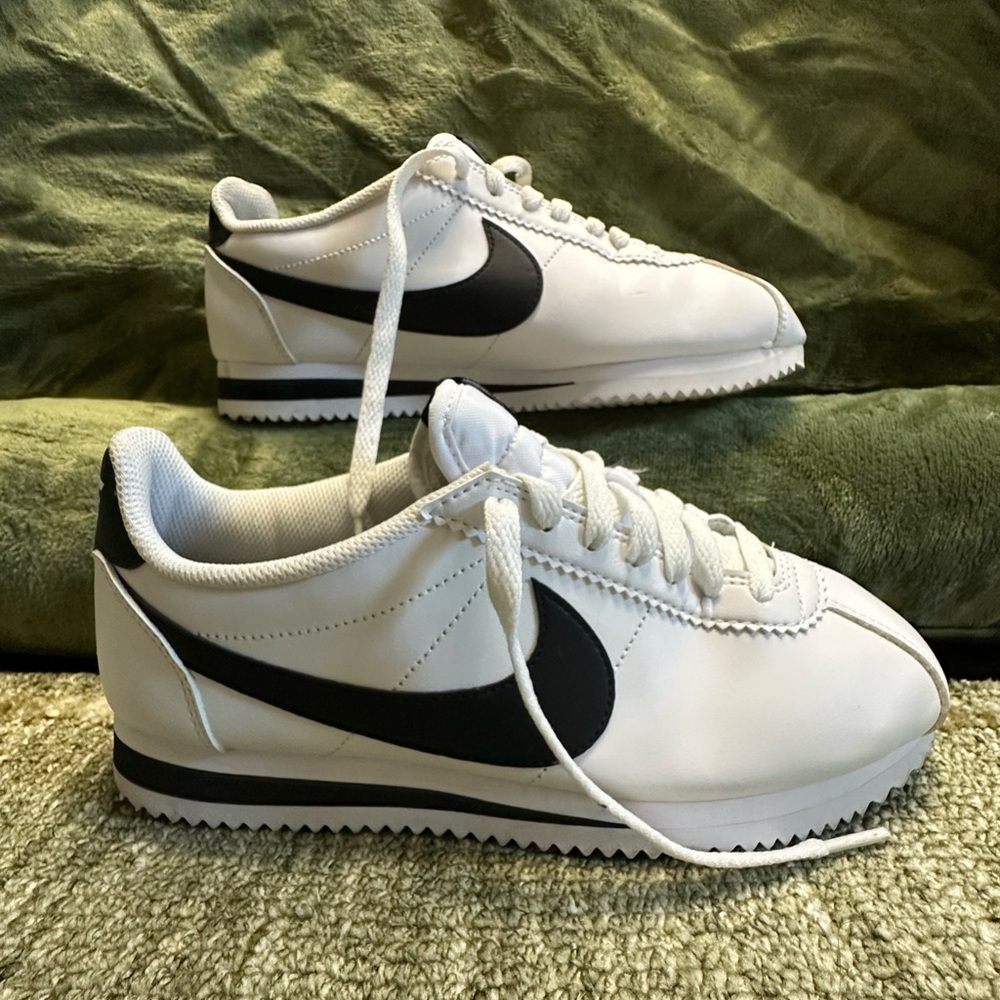 Nike White and Black Athletic Shoes